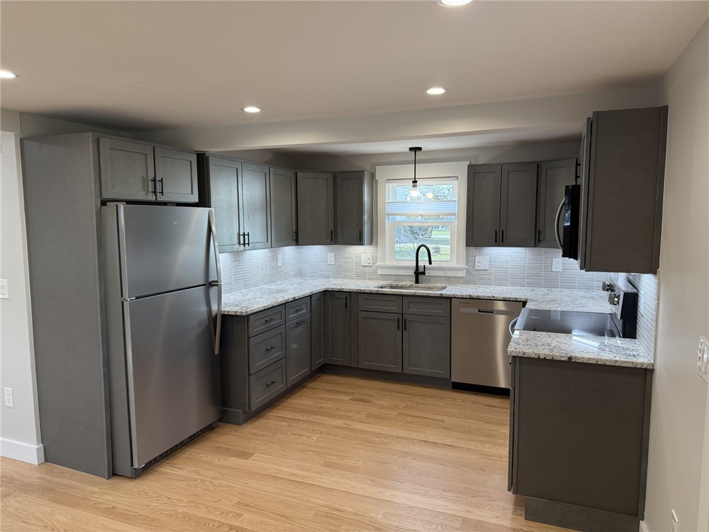 863 Main Street 1
