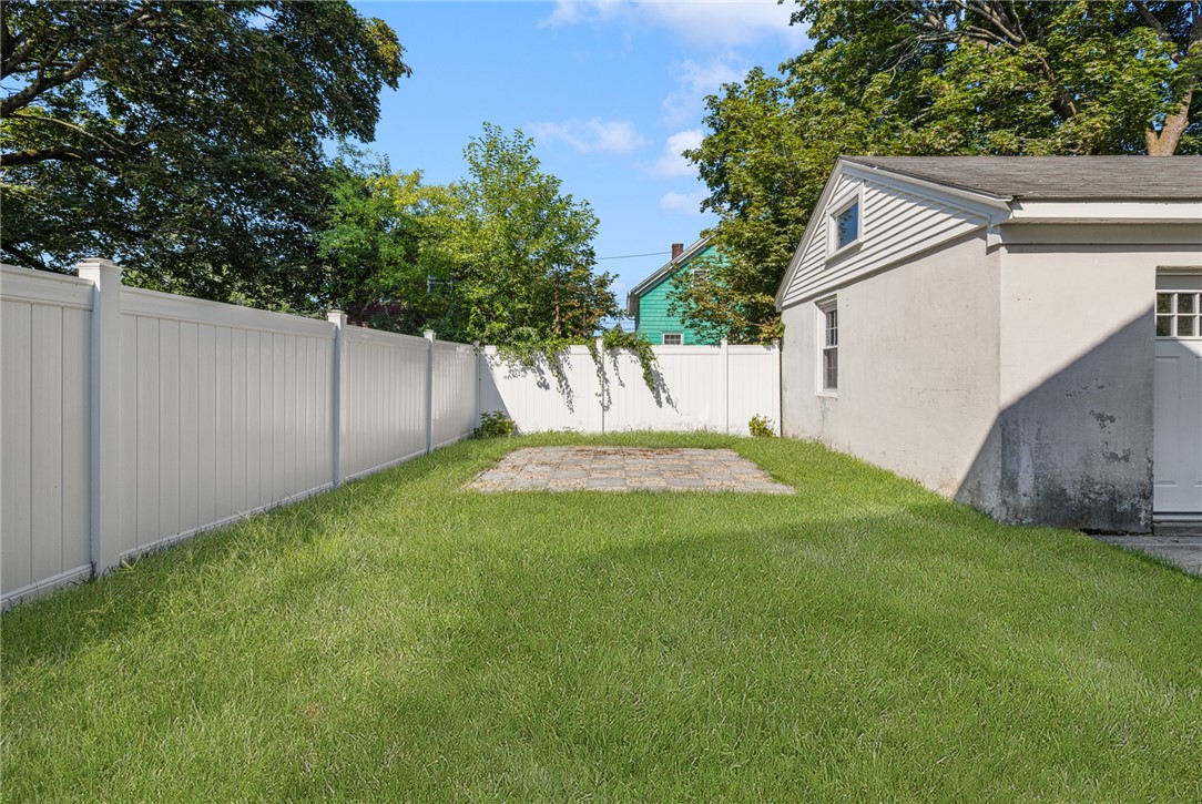 42 Victoria Avenue