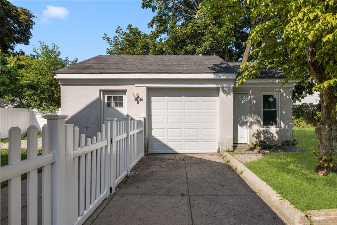 42 Victoria Avenue