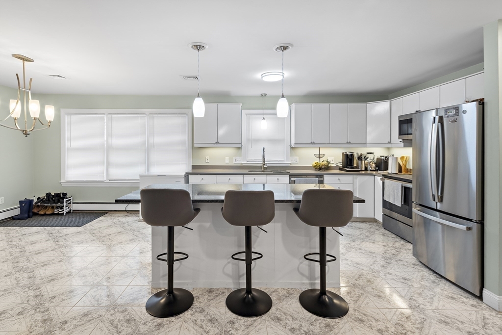 15 Bunker St # 2