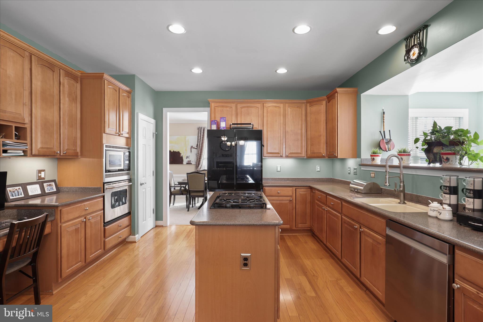 5678 CABINWOOD COURT