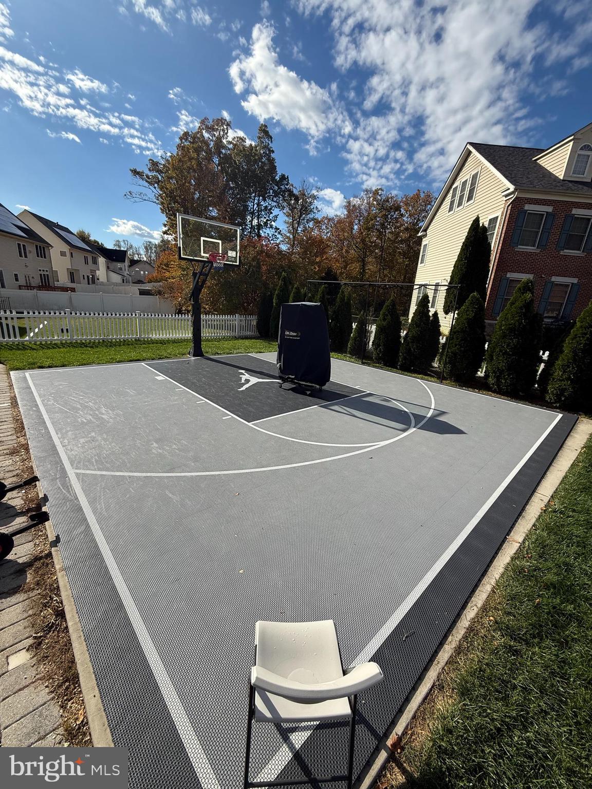 5678 CABINWOOD COURT