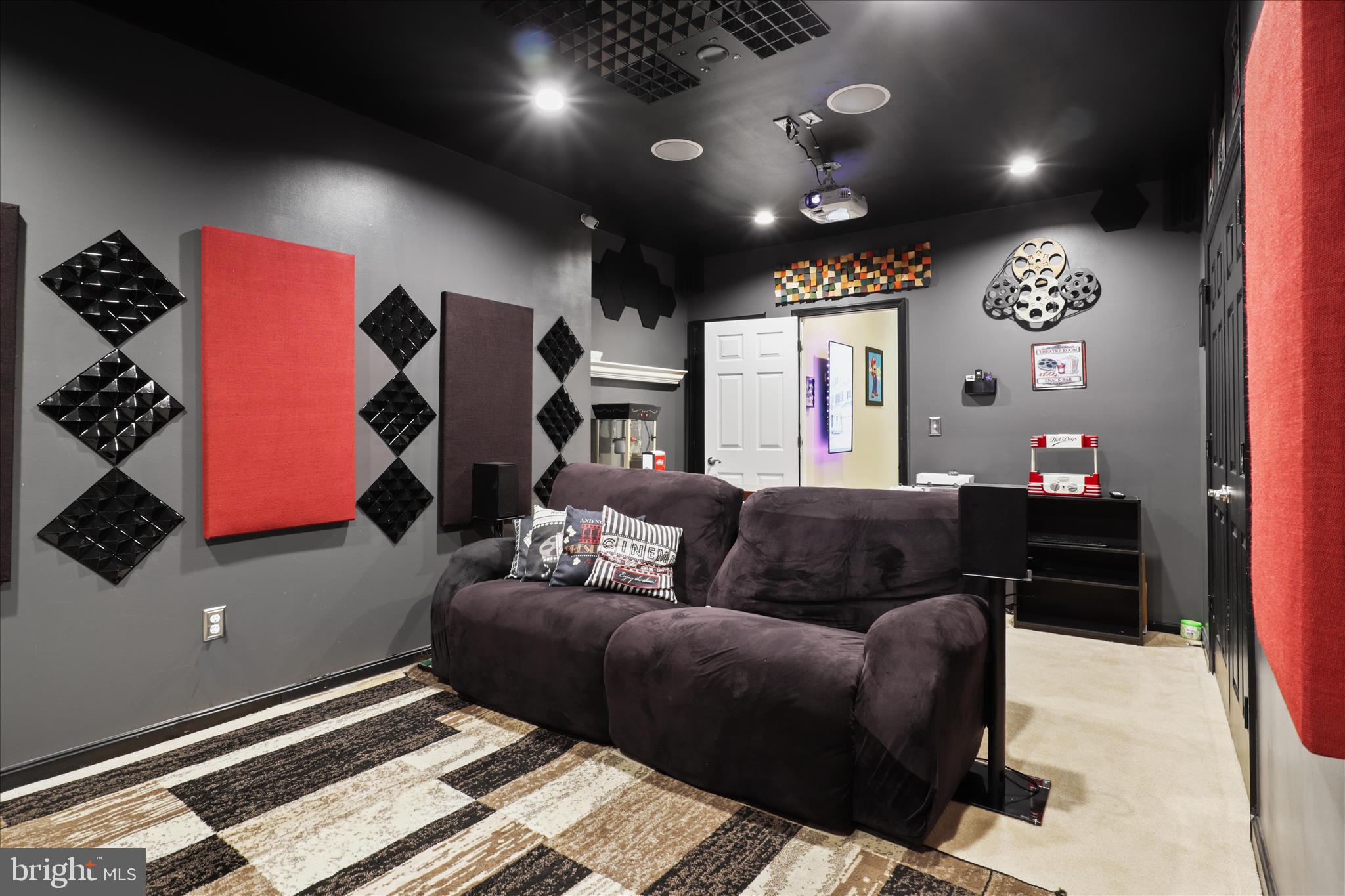 5678 CABINWOOD COURT