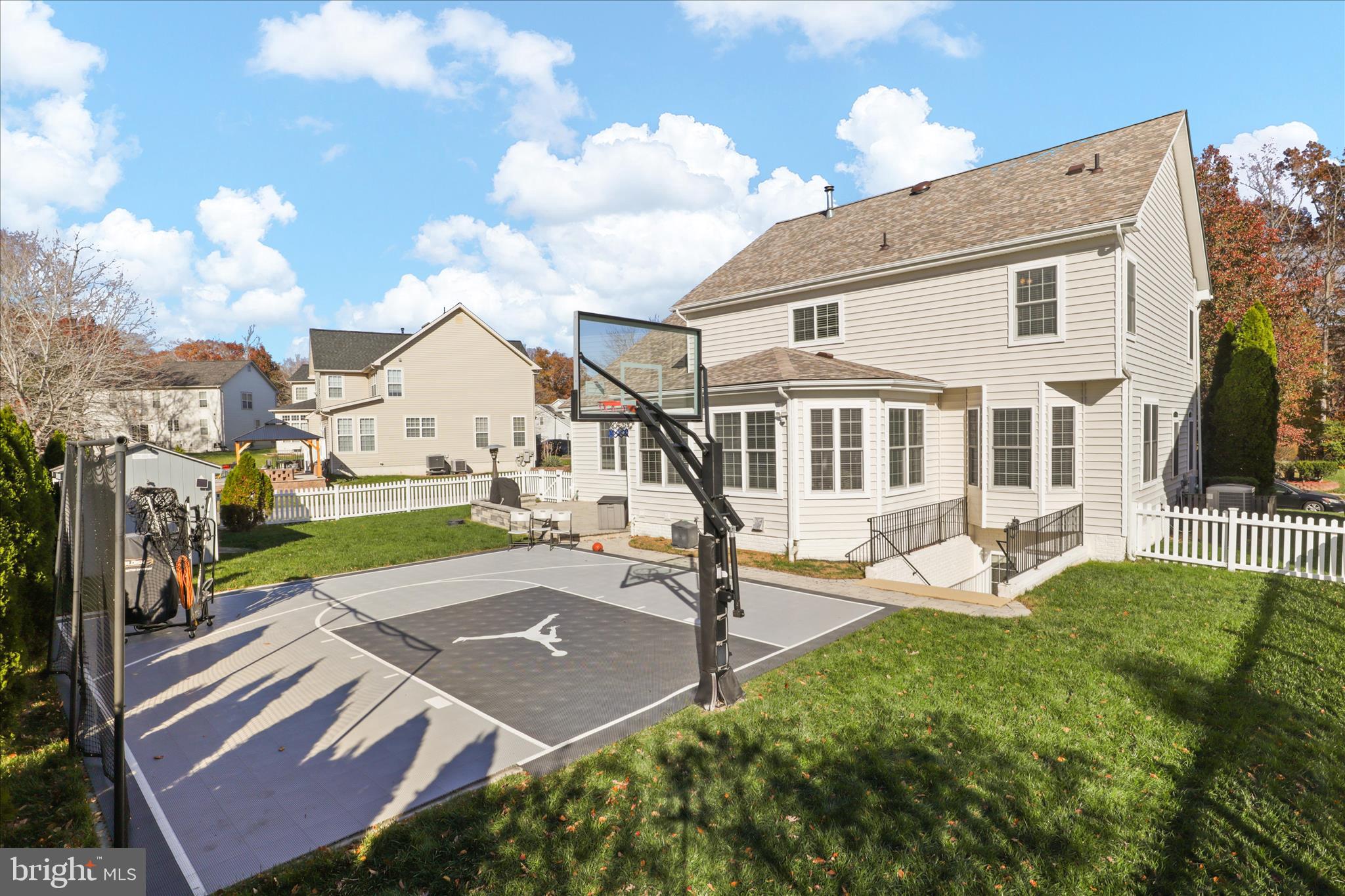 5678 CABINWOOD COURT