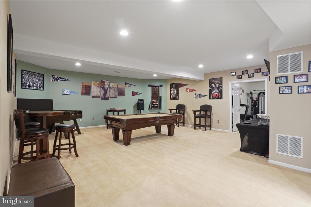 5678 CABINWOOD COURT