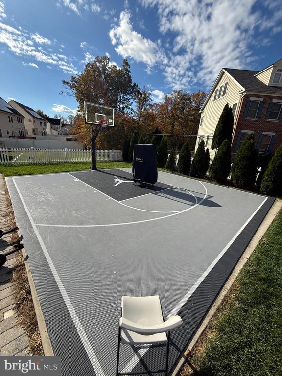 5678 CABINWOOD COURT