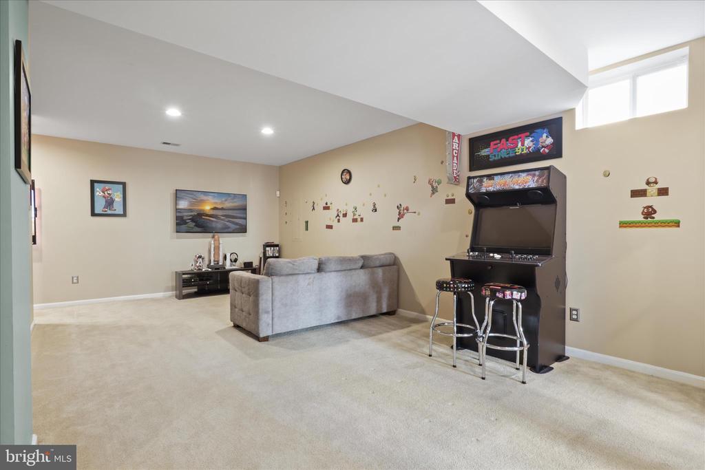 5678 CABINWOOD COURT