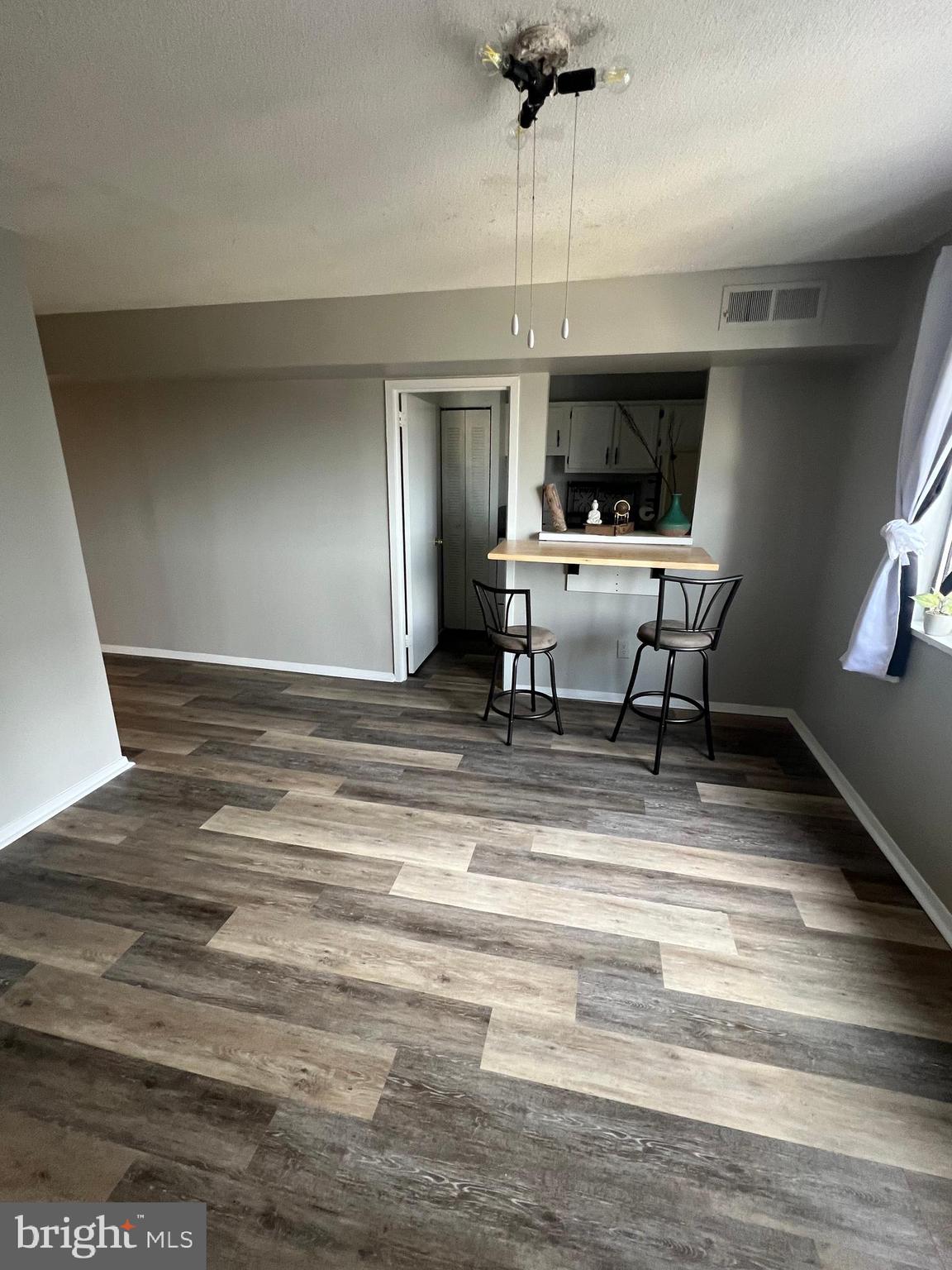 1836 METZEROTT ROAD 1615