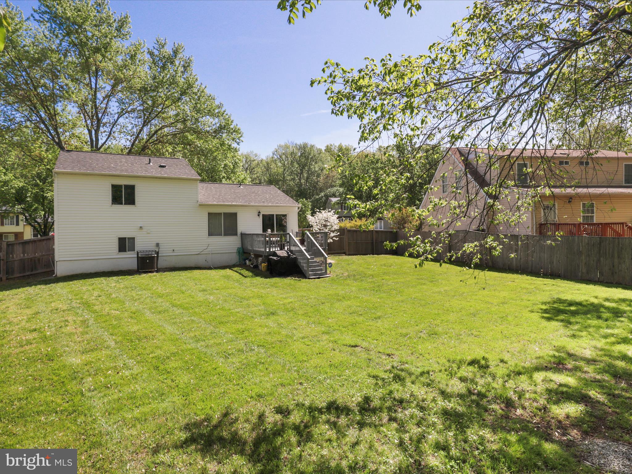 12209 GABLE LANE