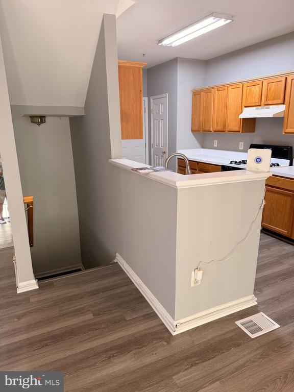 14401 HAMPSHIRE HALL COURT Unit: G-1001