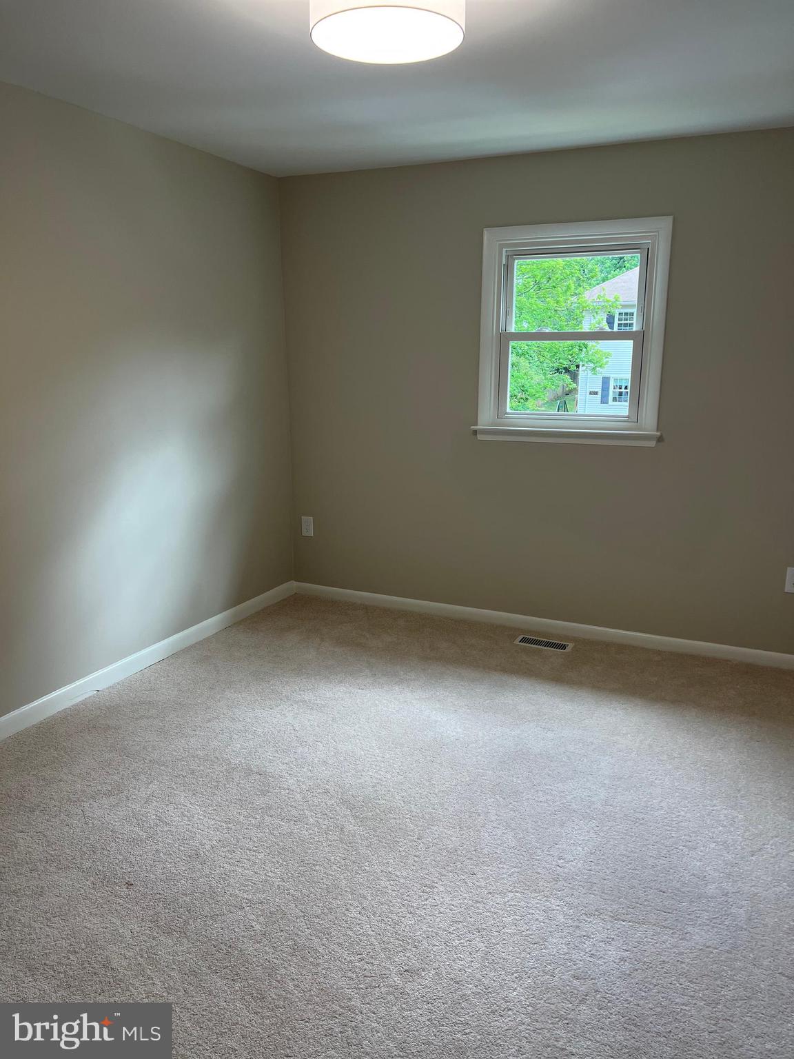 3070 SOUTHERN ELM COURT