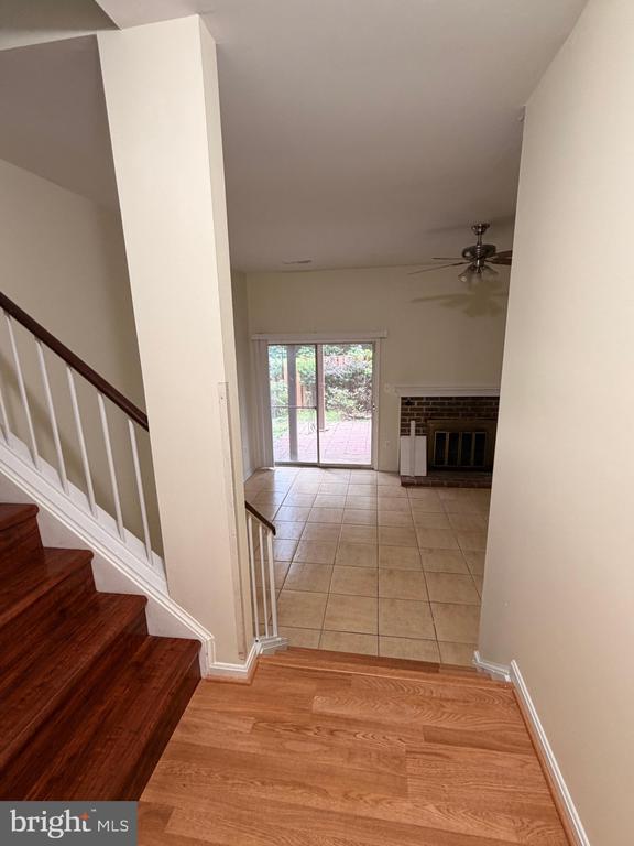 8818 RIDGE HOLLOW COURT