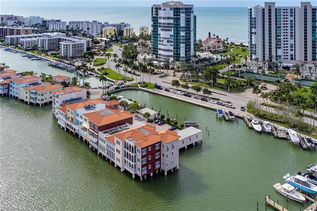 4090 Gulf Shore BLVD N