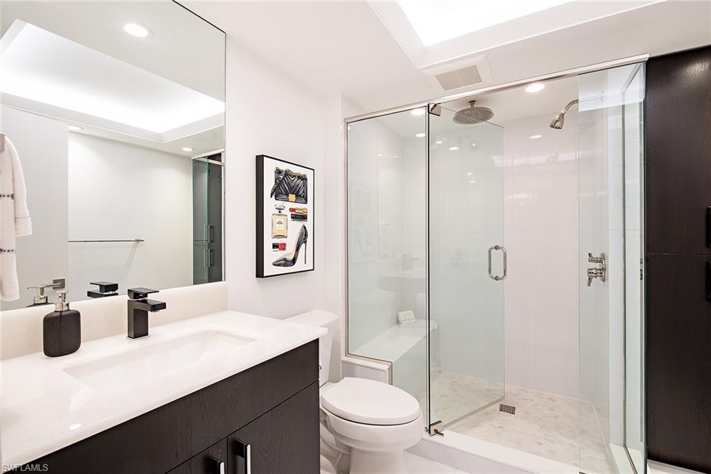 4651 Gulf Shore BLVD N # 501