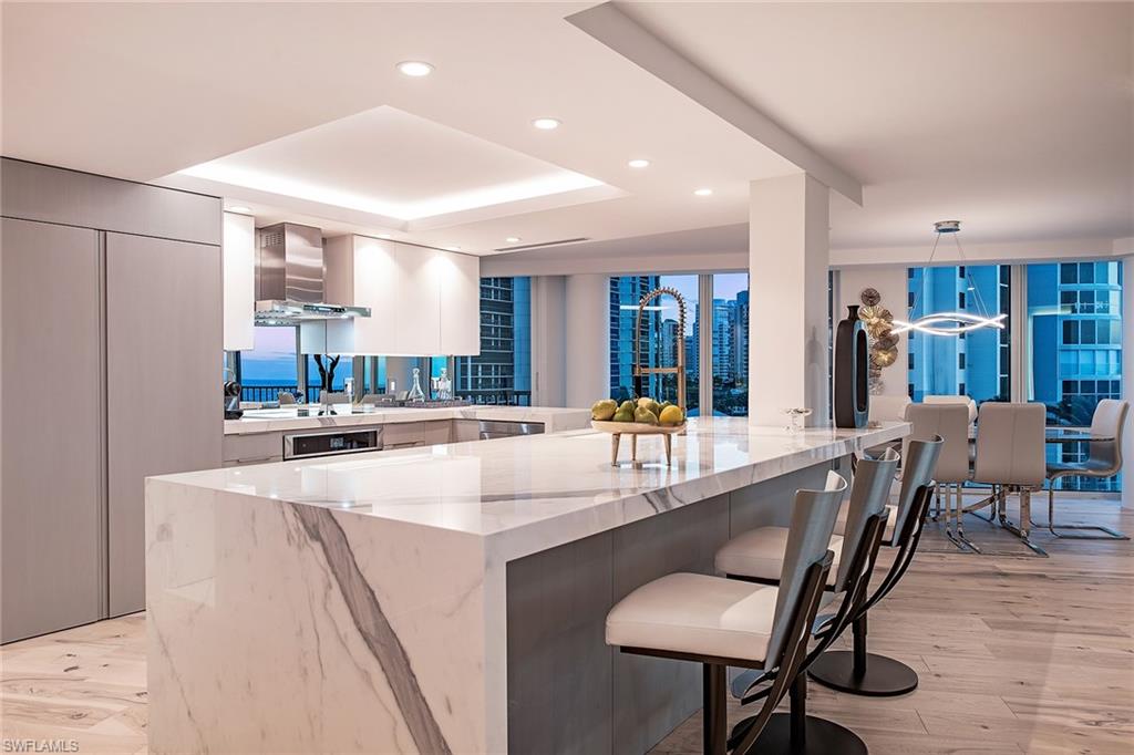 4651 Gulf Shore BLVD N # 501