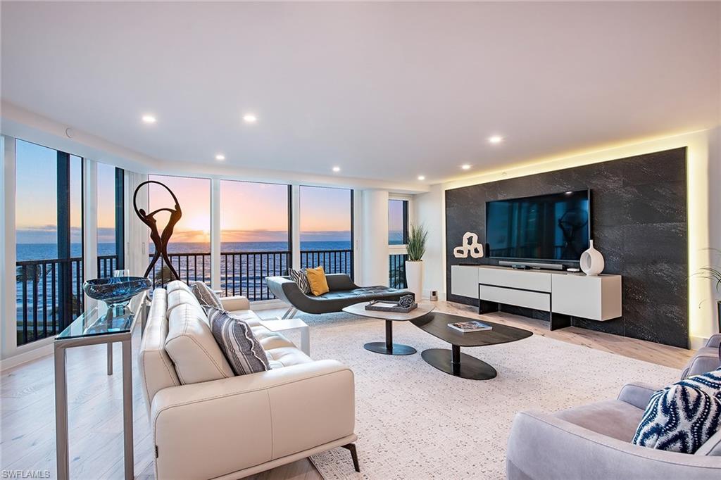 4651 Gulf Shore BLVD N # 501