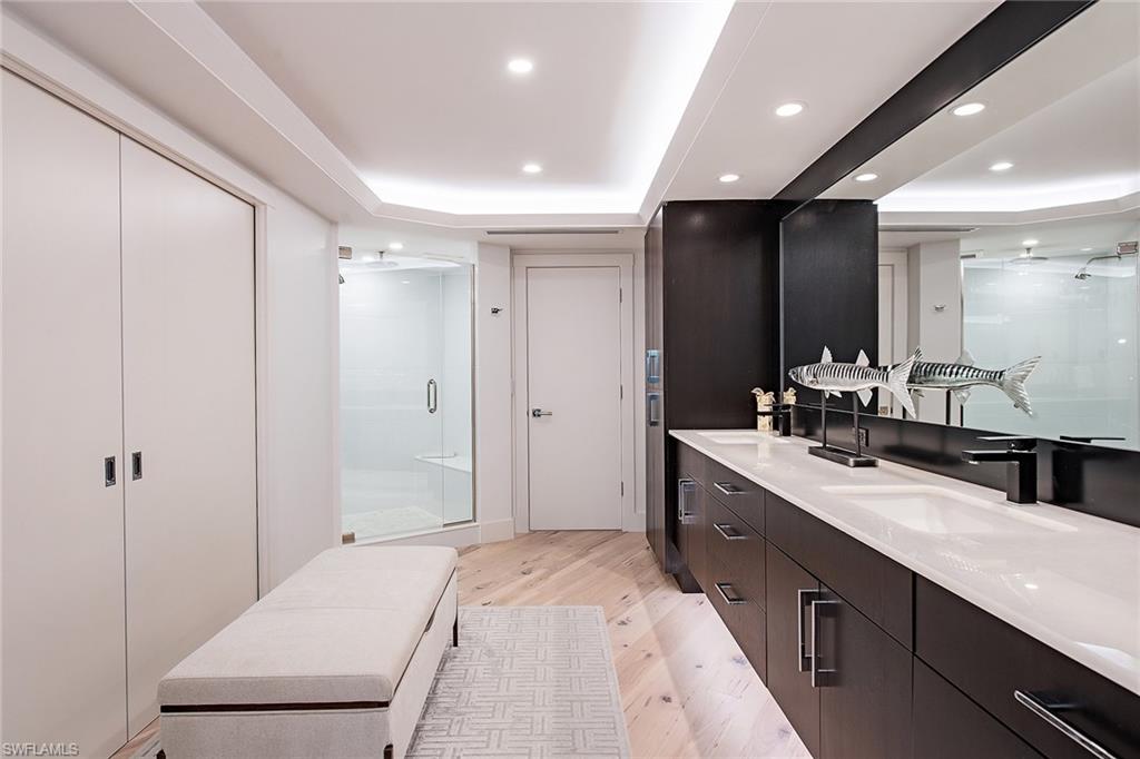 4651 Gulf Shore BLVD N # 501