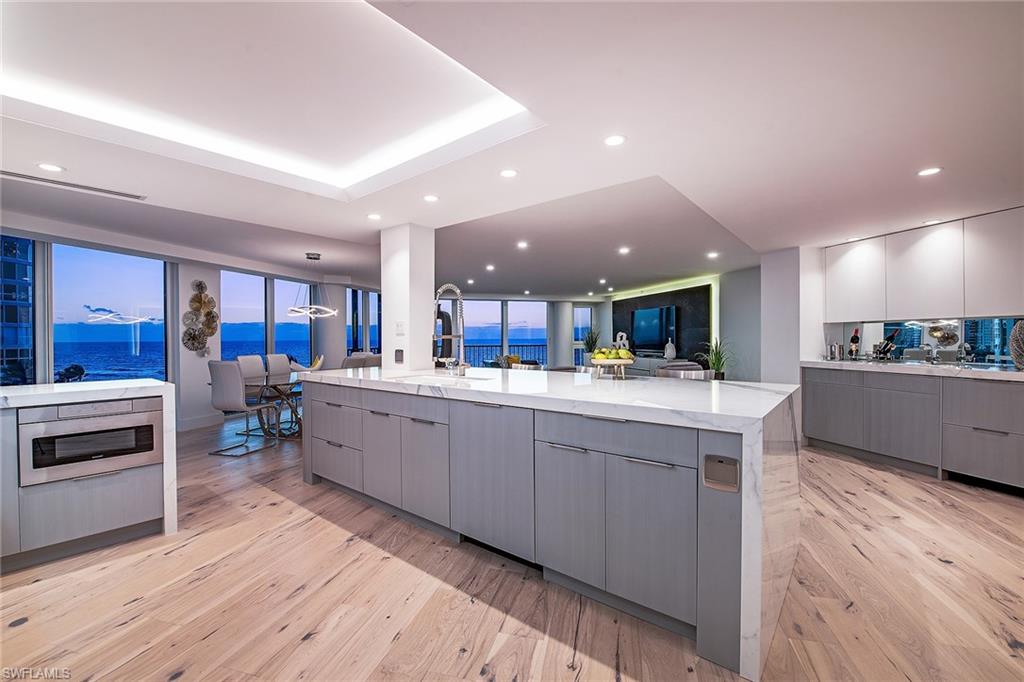 4651 Gulf Shore BLVD N # 501