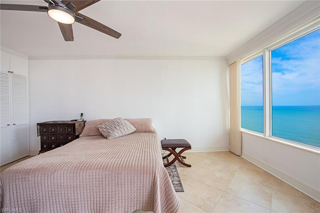 4251 Gulf Shore BLVD N # 20A