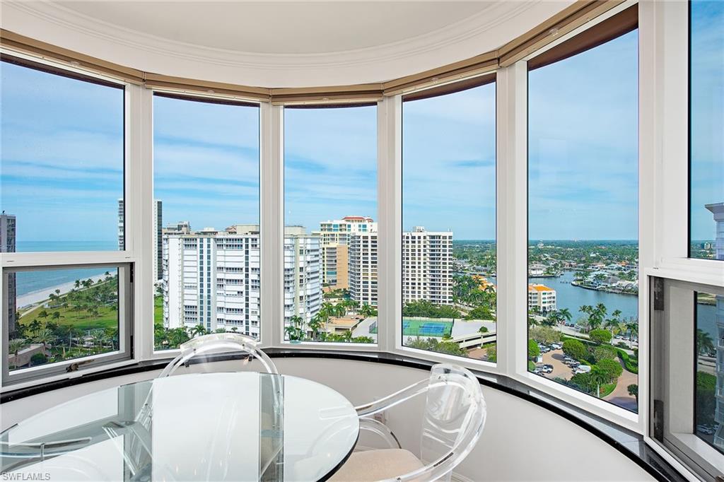 4251 Gulf Shore BLVD N # 20A