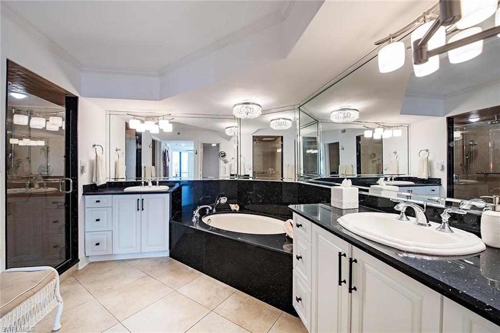 4251 Gulf Shore BLVD N # 20A