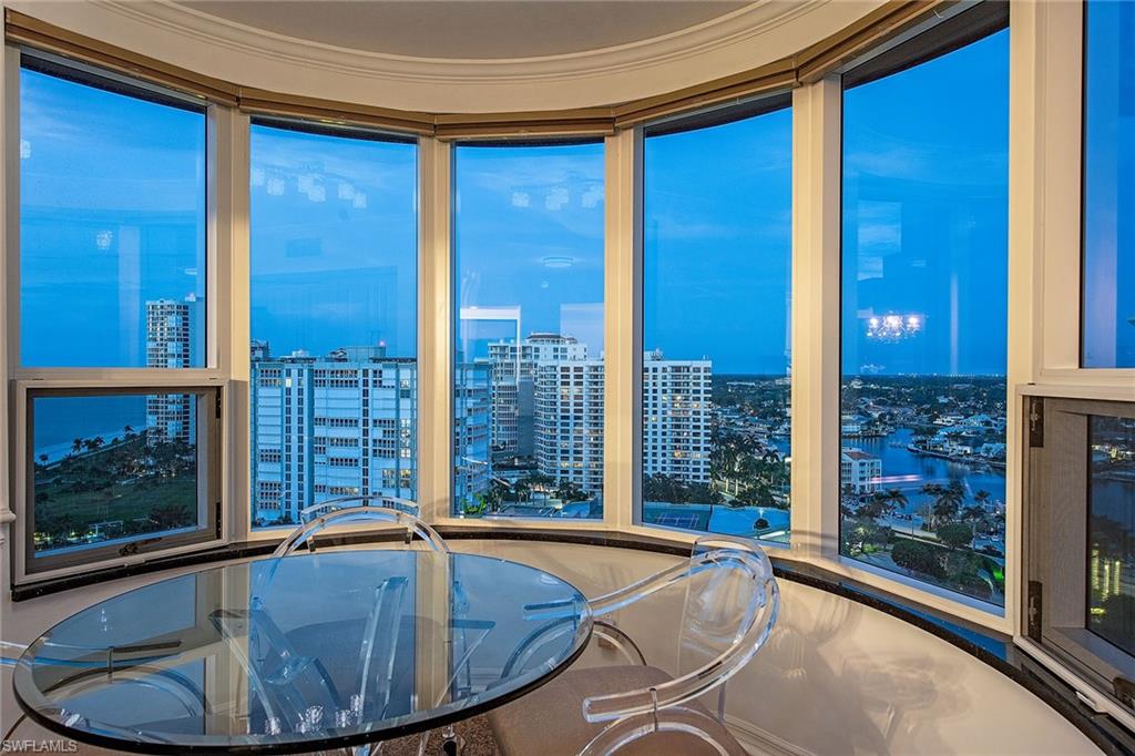 4251 Gulf Shore BLVD N # 20A