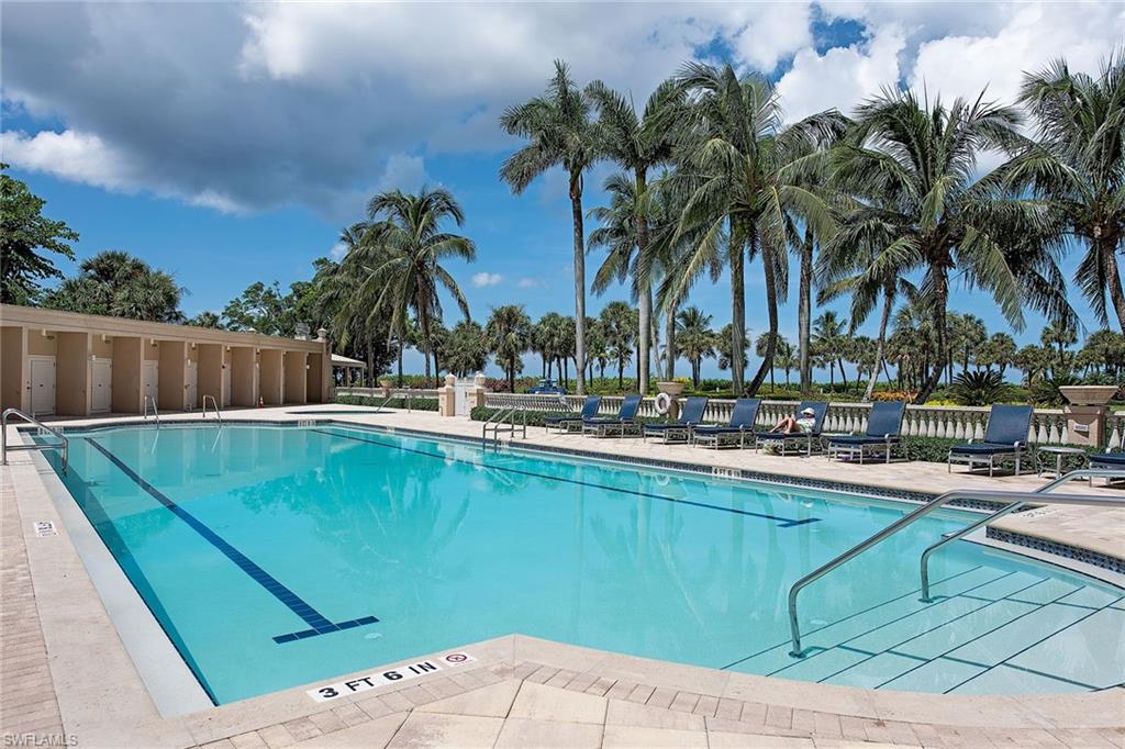 4021 Gulf Shore BLVD N # 1802