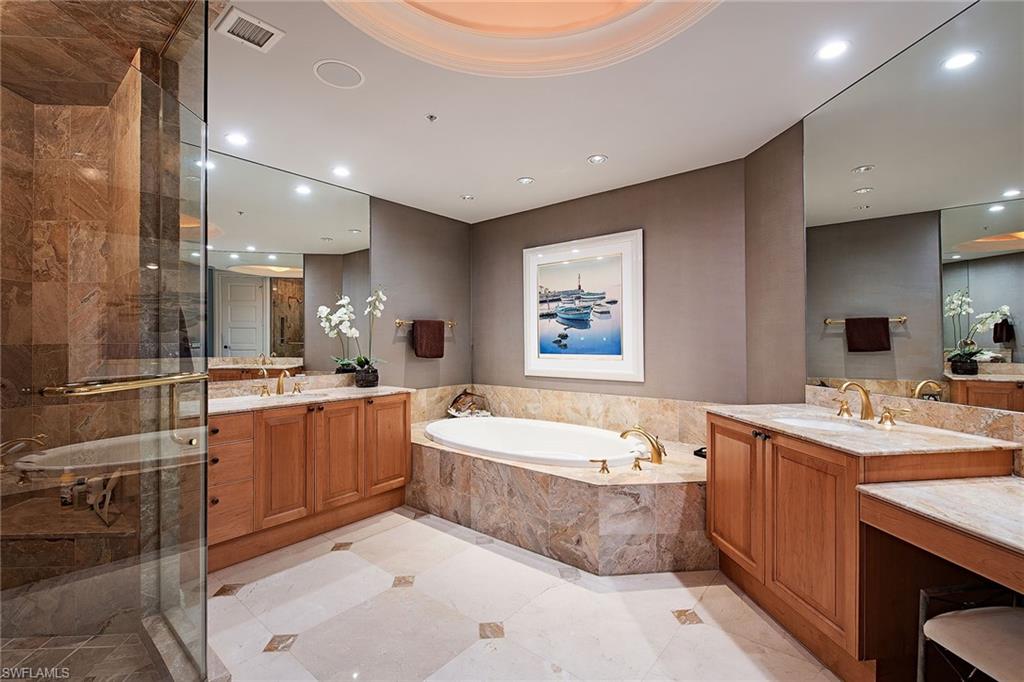 4501 Gulf Shore BLVD N # 1005