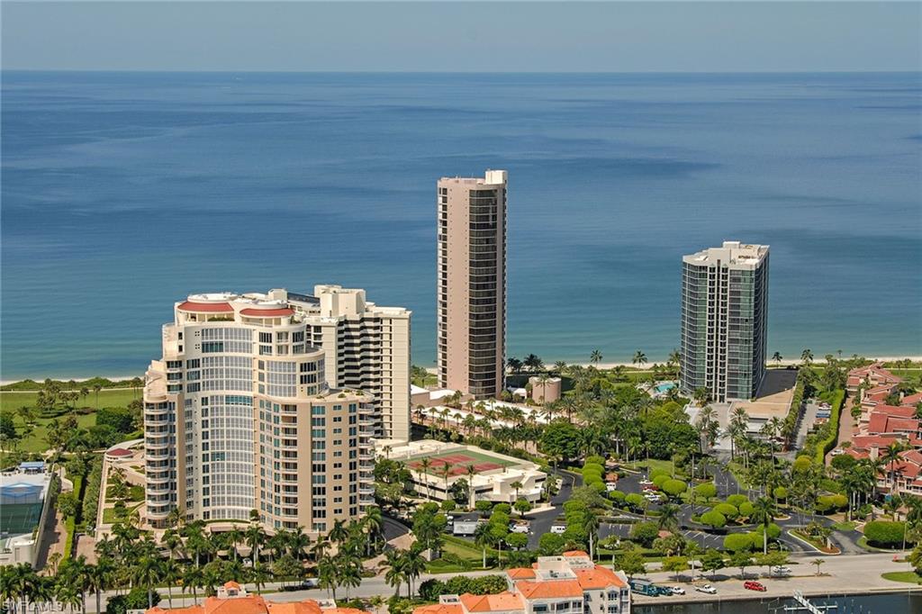 4501 Gulf Shore BLVD N # 1005