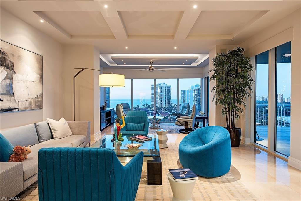 4501 Gulf Shore BLVD N # 1005