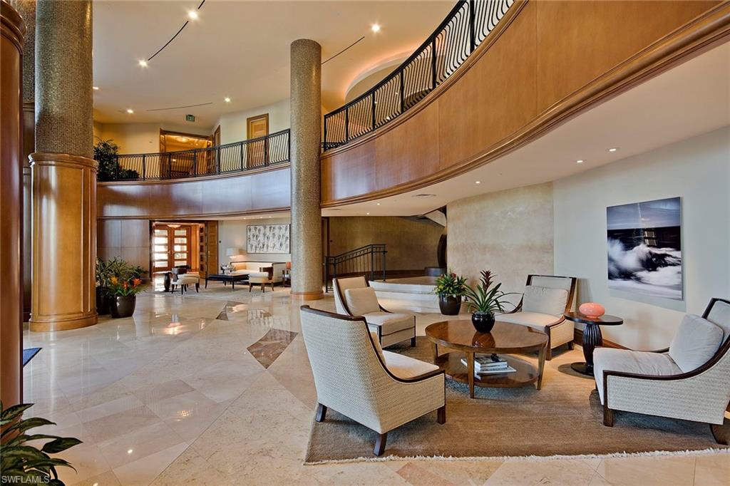 4501 Gulf Shore BLVD N # 1005