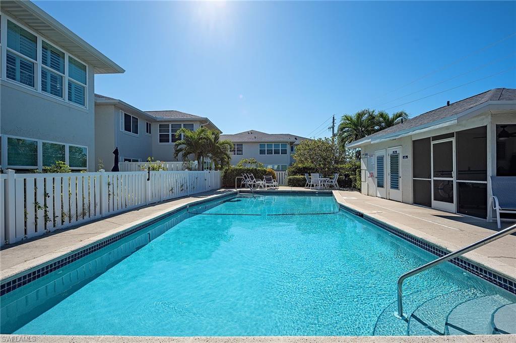 705 Neapolitan WAY # 705