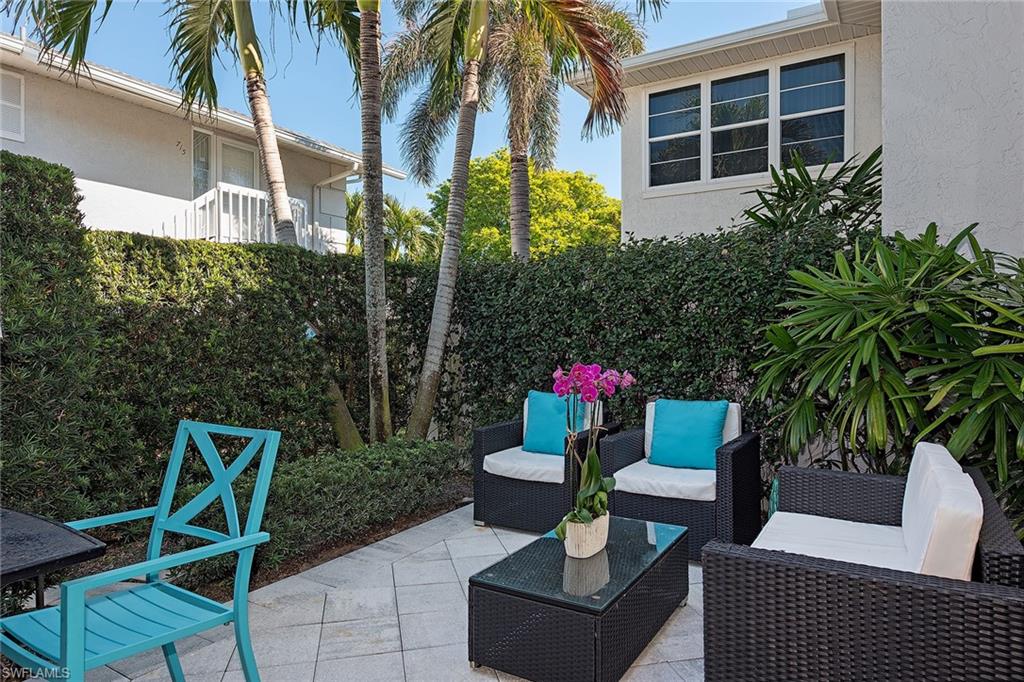 705 Neapolitan WAY # 705