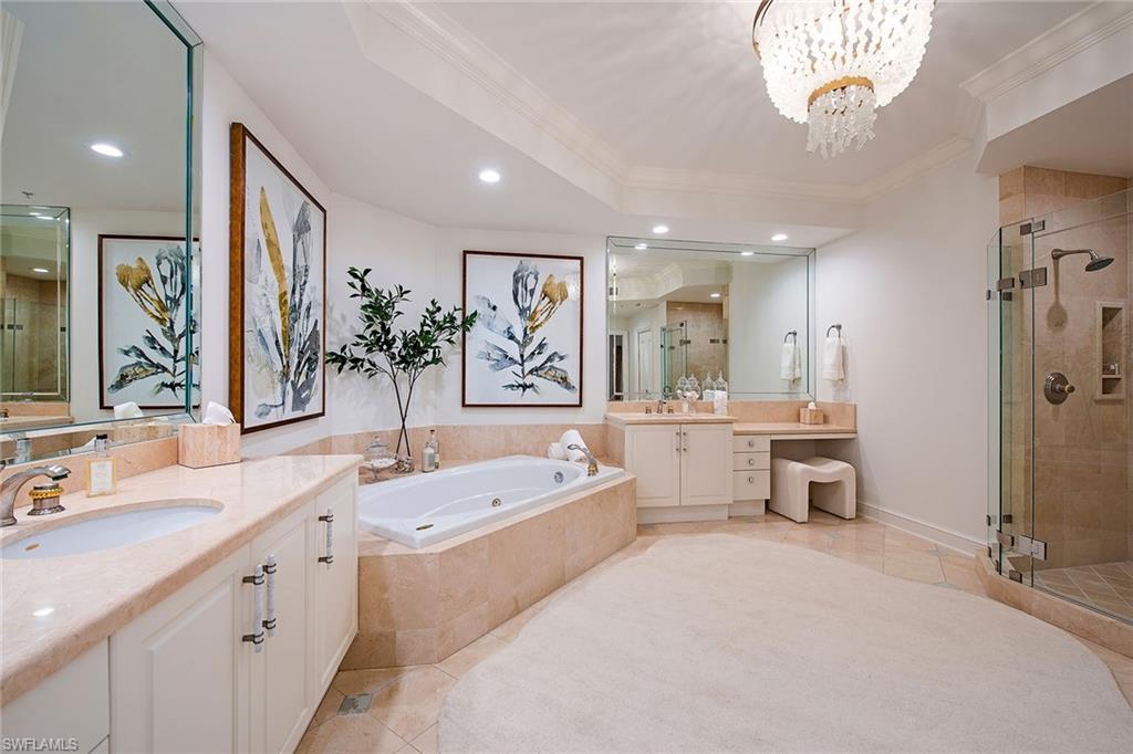 4201 Gulf Shore BLVD N # 402