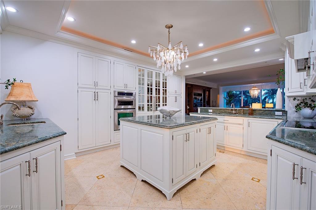 4201 Gulf Shore BLVD N # 402