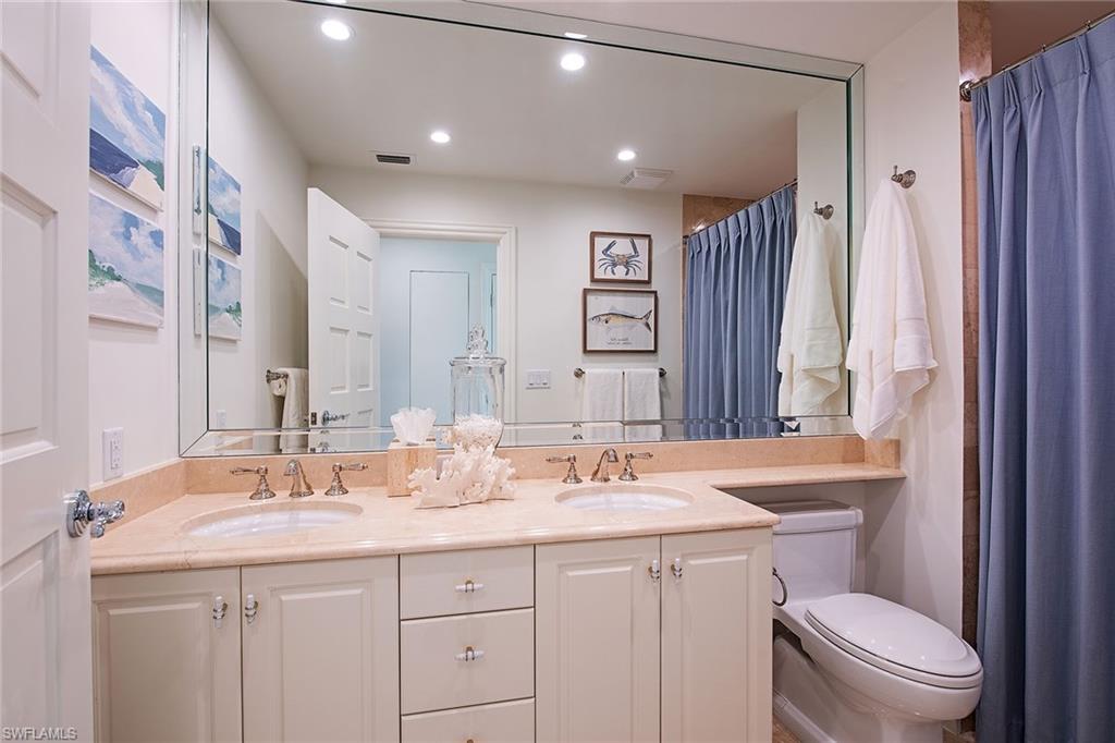 4201 Gulf Shore BLVD N # 402