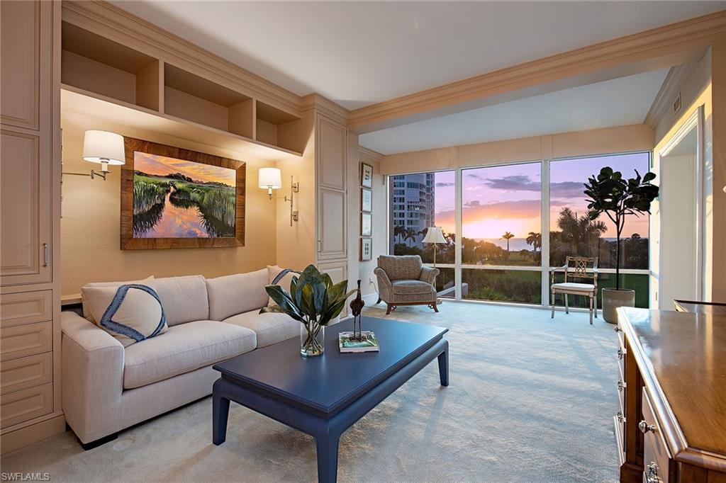 4201 Gulf Shore BLVD N # 402