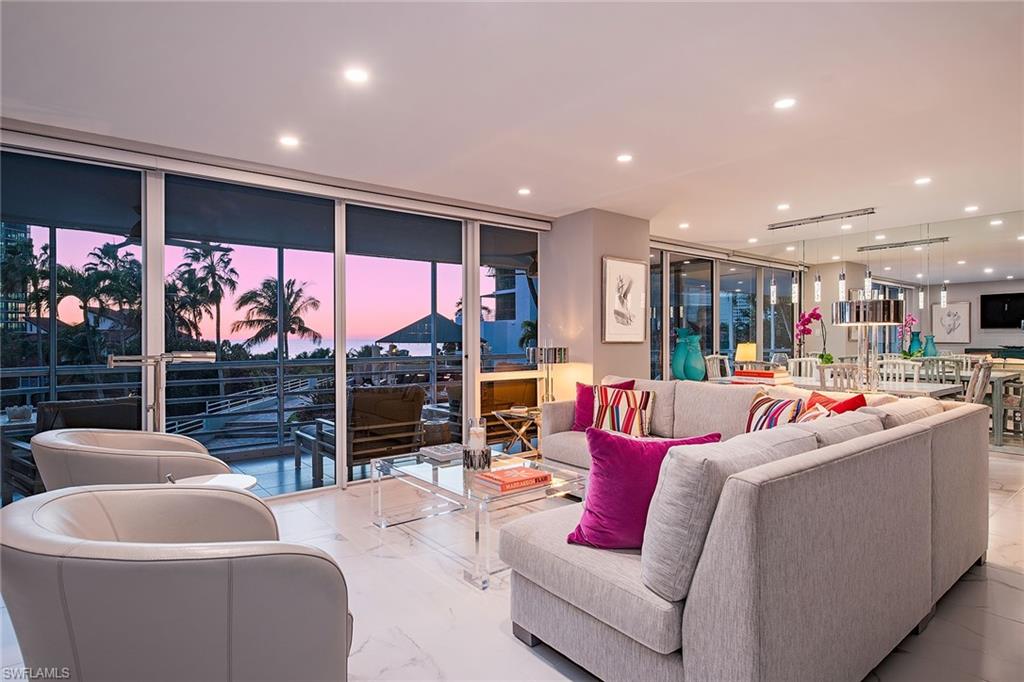 4751 Gulf Shore BLVD N # 406