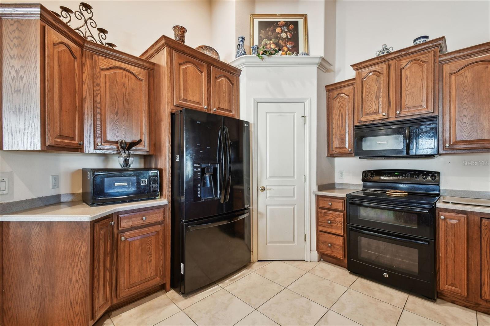 1012 ASHTON WOODS LANE