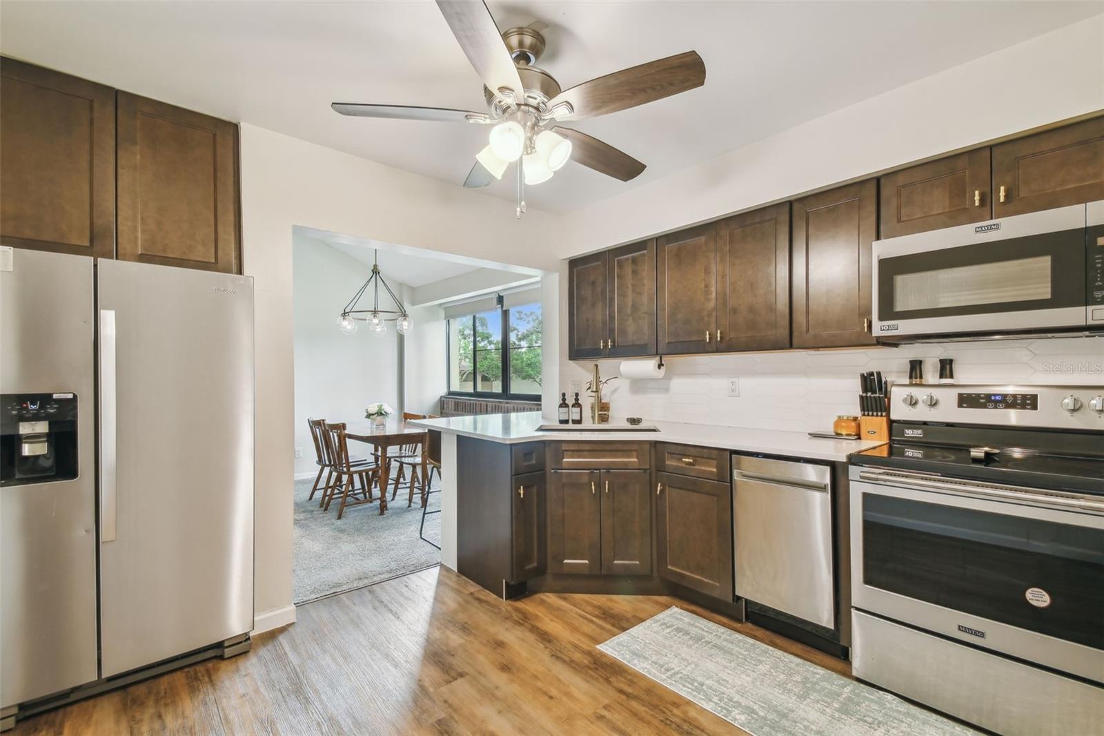 4114 PINELAKE LN #202