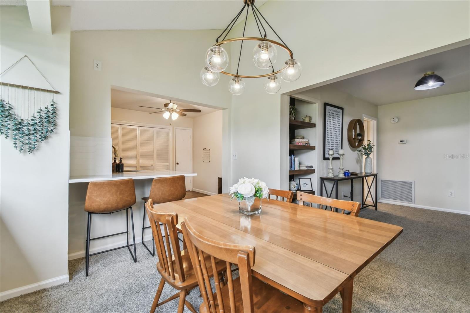 4114 PINELAKE LN #202