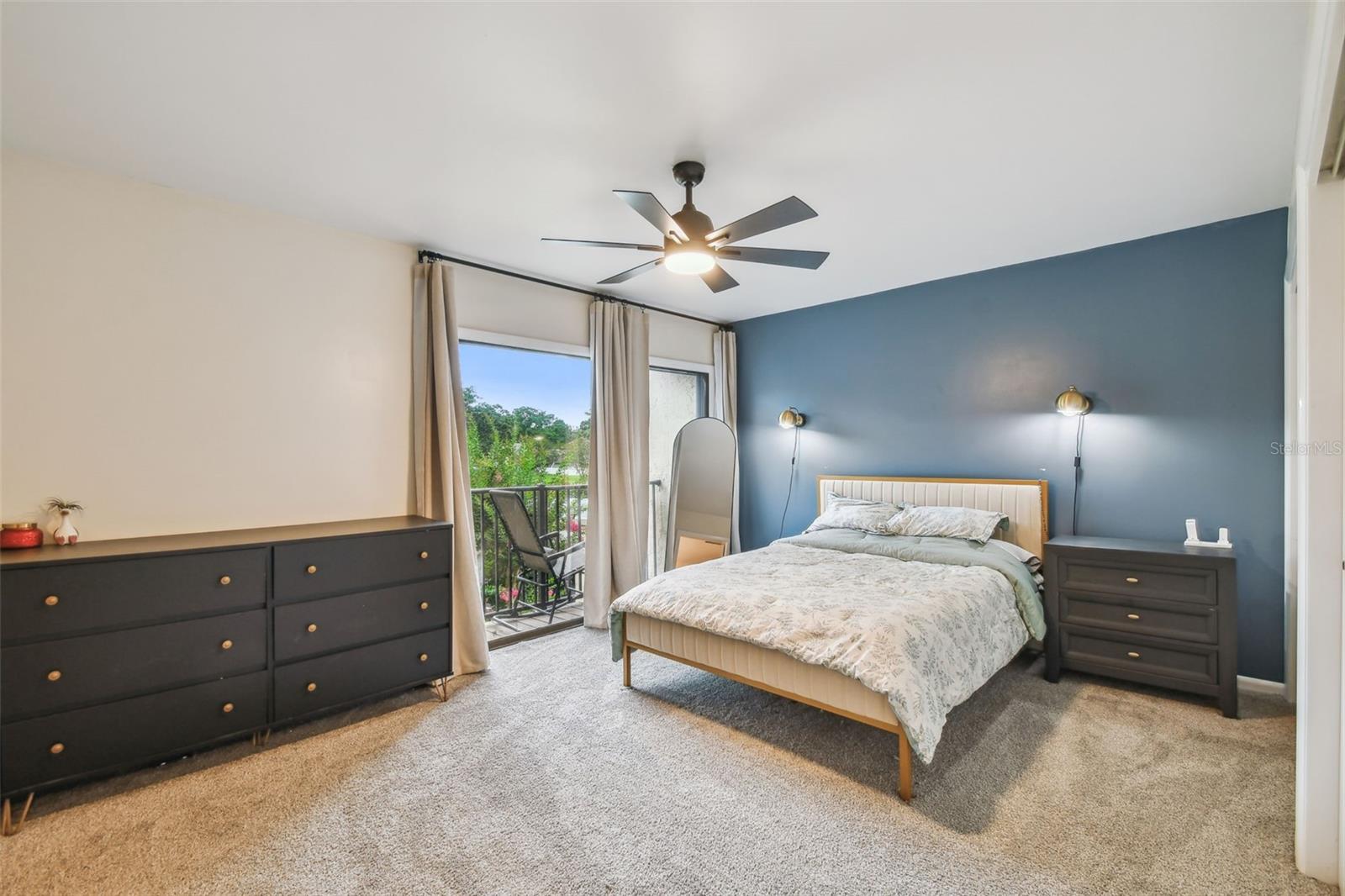 4114 PINELAKE LN #202