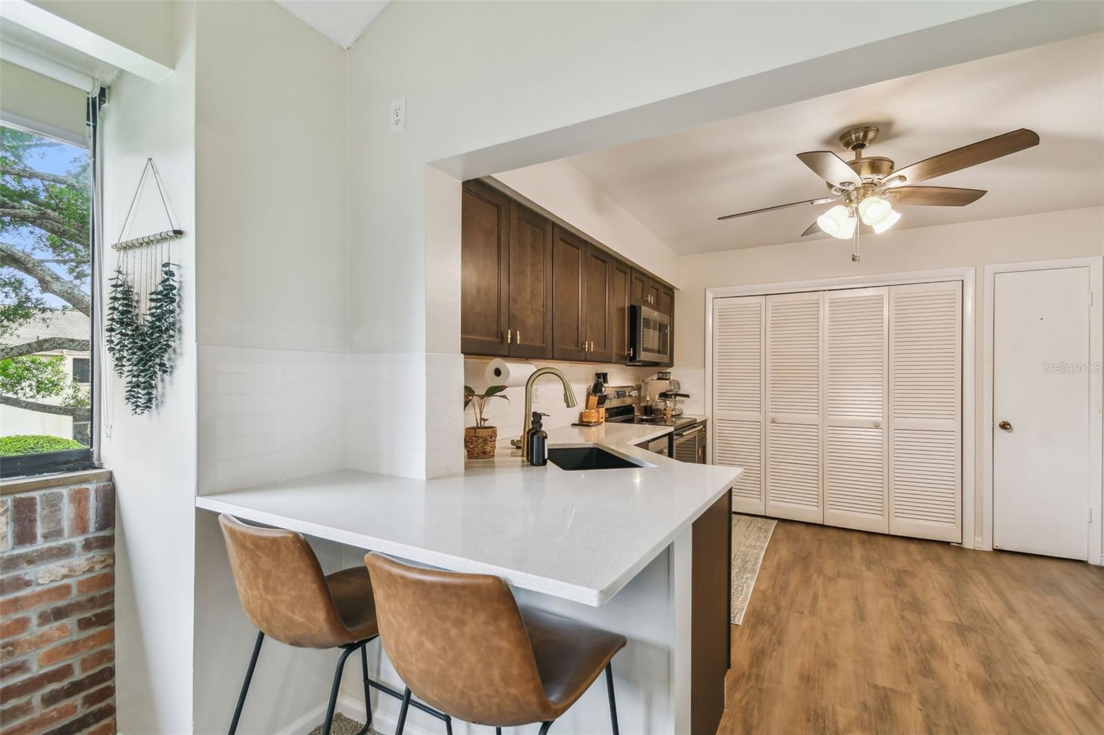 4114 PINELAKE LN #202