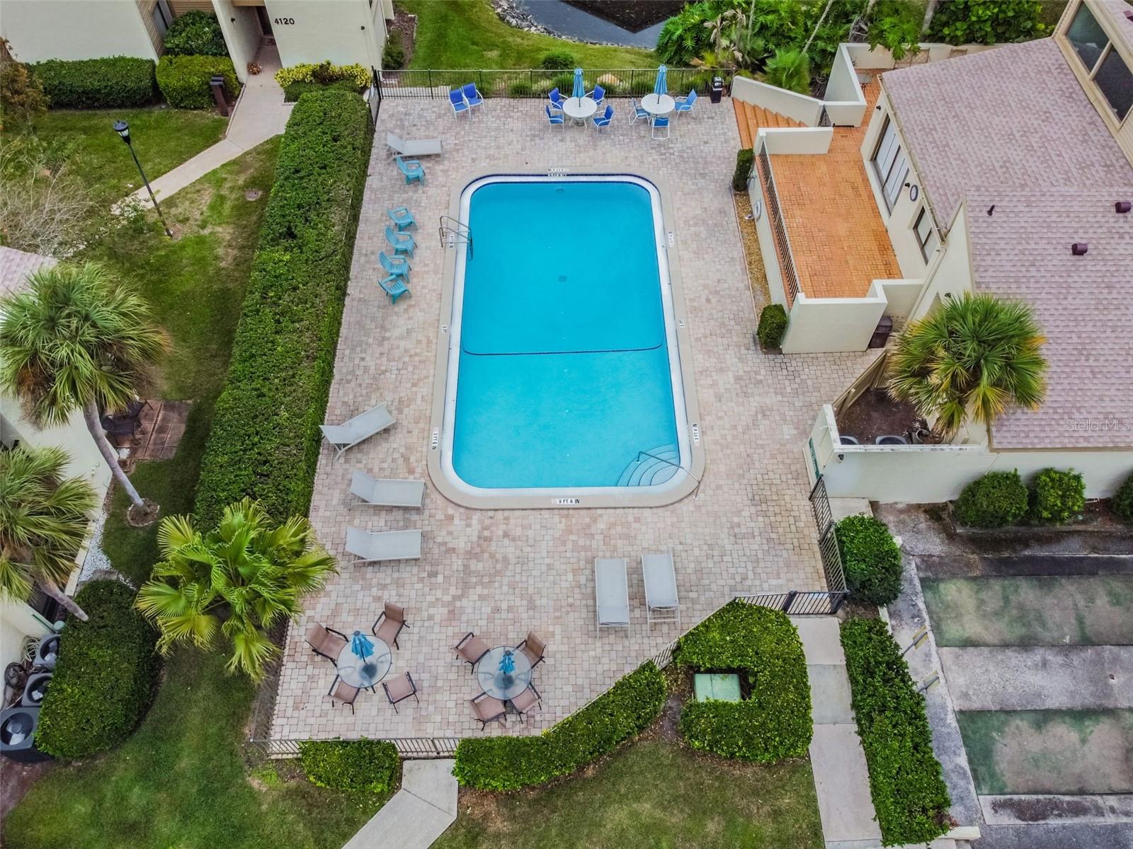 4114 PINELAKE LN #202