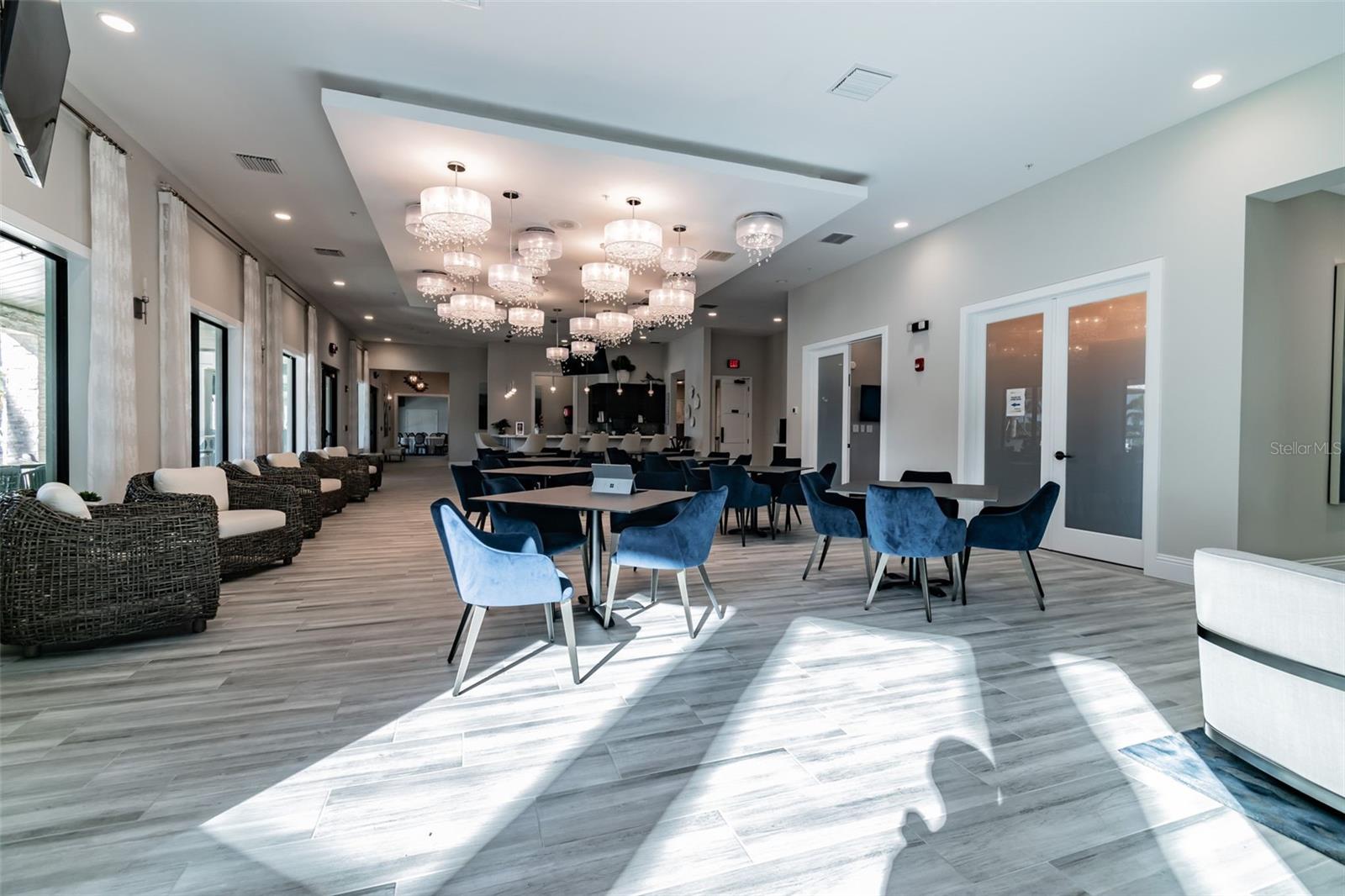 10282 ECHO DOCK LOOP