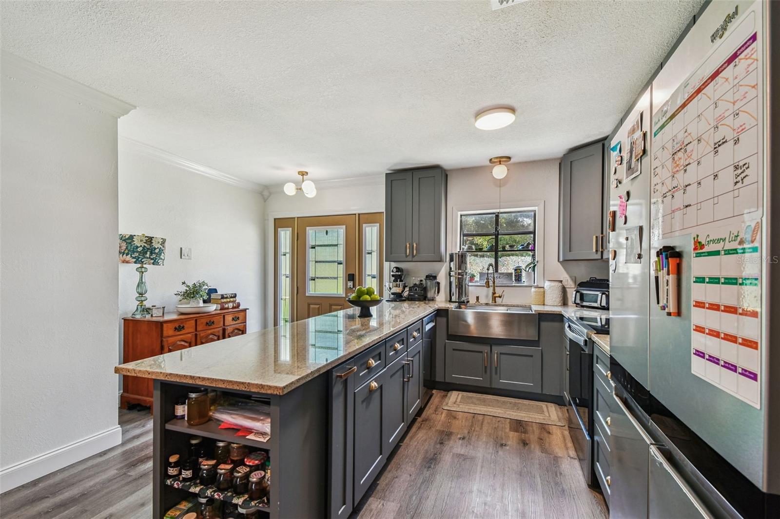 7327 WINCHESTER DR