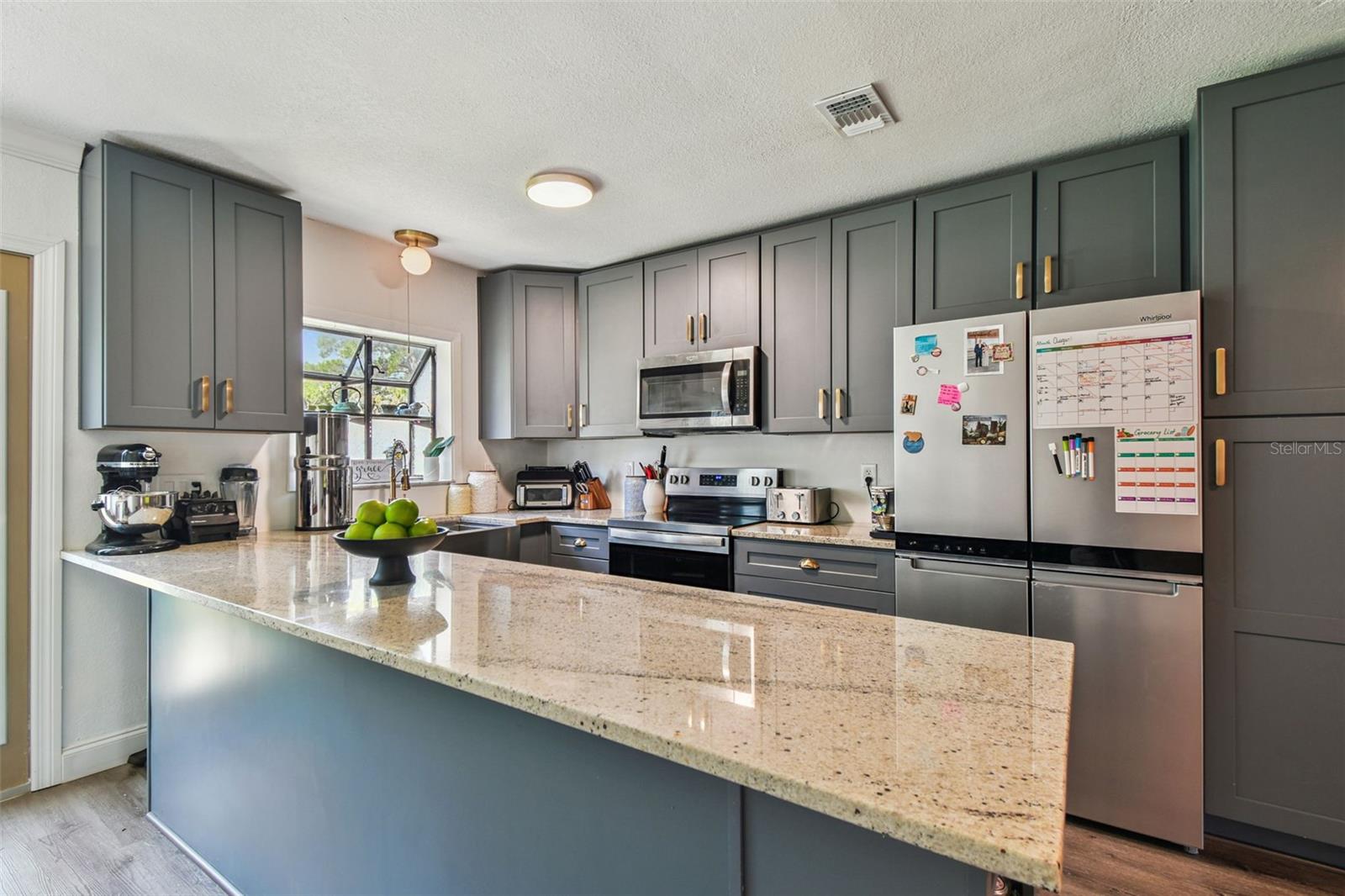 7327 WINCHESTER DR