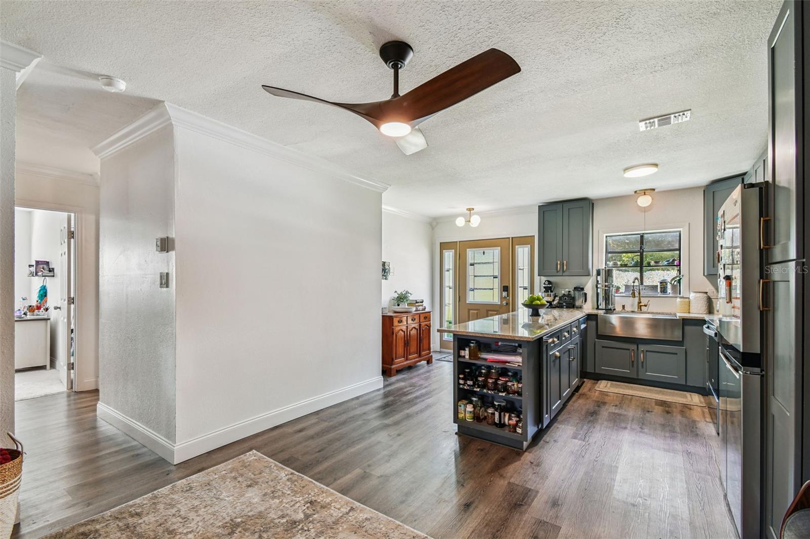 7327 WINCHESTER DR