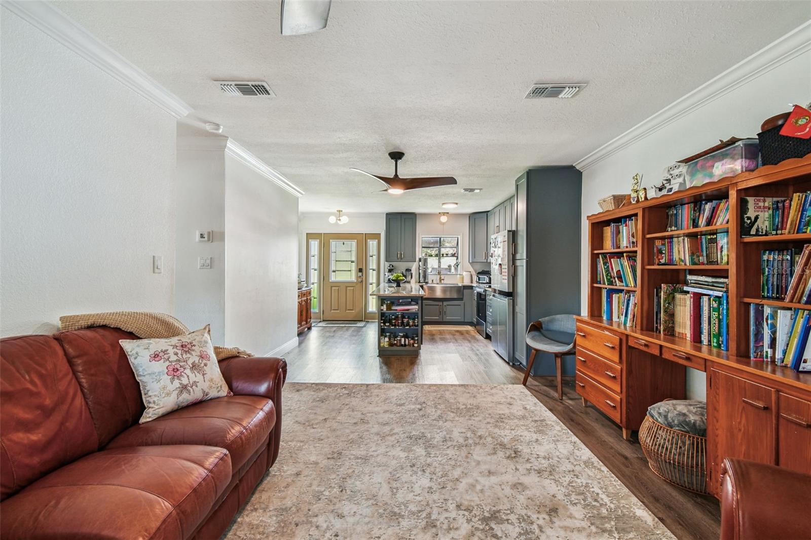 7327 WINCHESTER DR