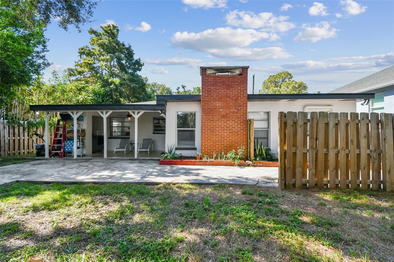7327 WINCHESTER DR